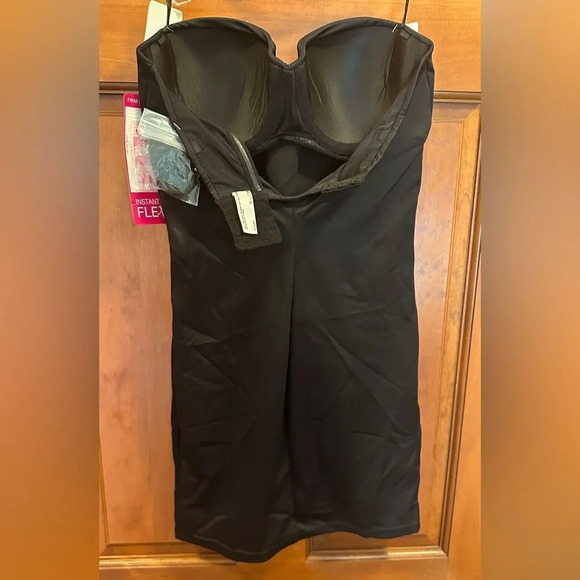 Flexees NWT instant slimmer strapless slip firm control size 34B color: black - Picture 4 of 6